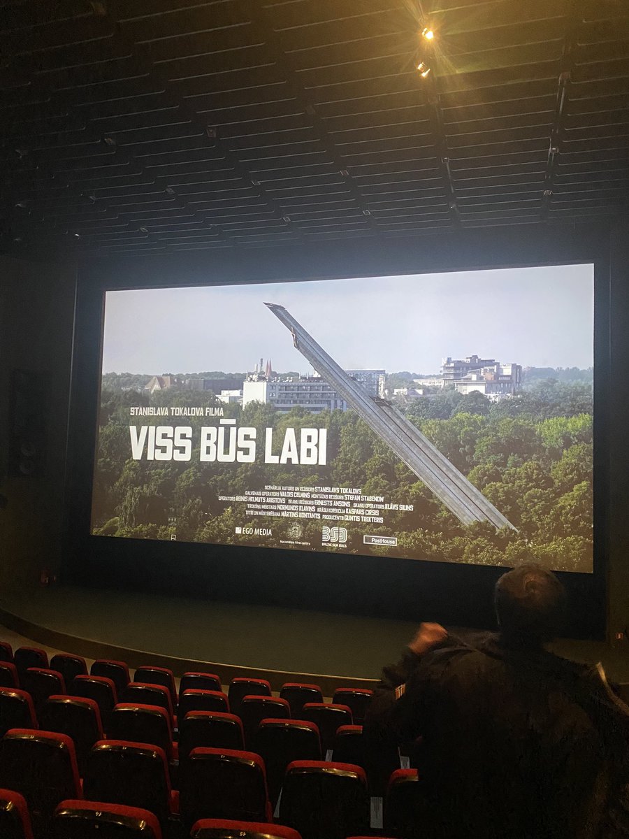 Resetins's tweet photo. Daudz jautājumu, bet uz kino aizej. Lielisks Celmiņa darbs. (Izsludināti papildu seansi)
#Vissbūslabi #splendidpalace https://t.co/kwW53q0QfO