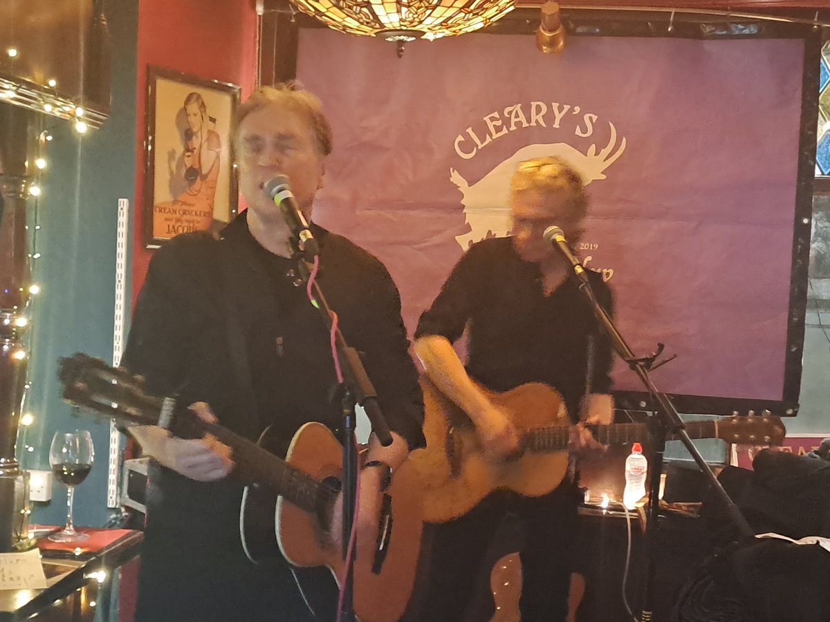 JohnStack57's tweet image. Many thanks to @the4ofus who made the long trek from Newry to @ClearysbarNCW where they delivered a storming set to a sold out crowd . Hope to see Brendan and Declan back again before long . Kudos to Seamus, Emmett and Lisa for making it happen. 
#keepmusiclive #windowsessions