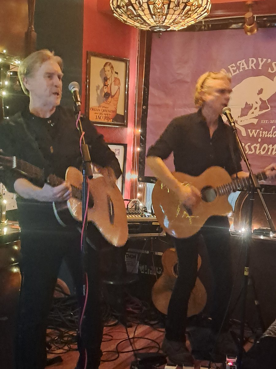 JohnStack57's tweet image. Many thanks to @the4ofus who made the long trek from Newry to @ClearysbarNCW where they delivered a storming set to a sold out crowd . Hope to see Brendan and Declan back again before long . Kudos to Seamus, Emmett and Lisa for making it happen. 
#keepmusiclive #windowsessions