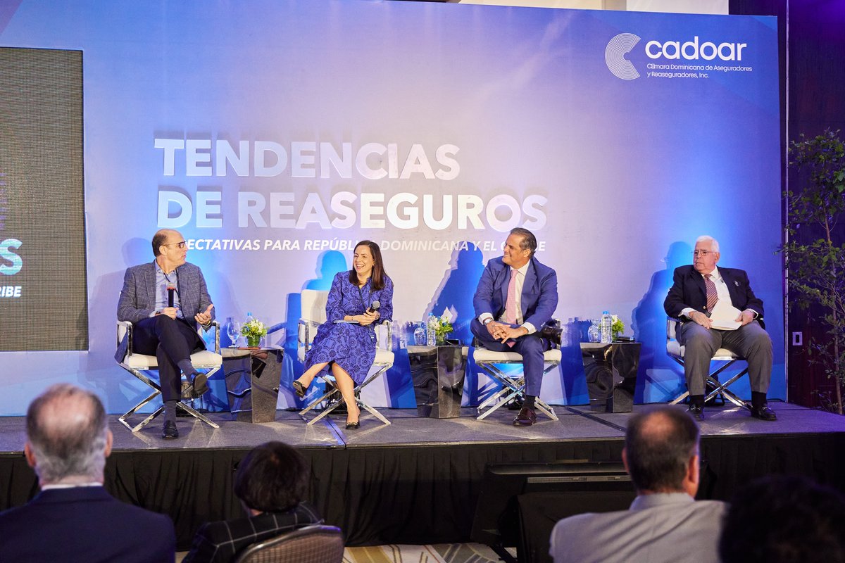 Segurosreservas's tweet photo. Hoy participamos en la Conferencia Tendencias de Reaseguros, Expectativas para República Dominicana y El Caribe, de la Cámara Dominicana de Aseguradores y Reaseguradores, debatiendo sobre diversos temas de interés para la industria de seguros.
#SegurosReservas #CADOAR https://t.co/PuFZ4UgUxV