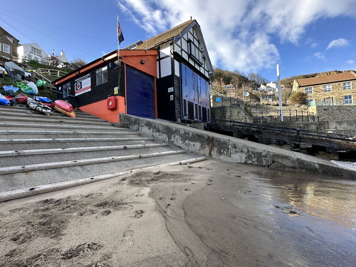 Bright blue skies again today…..who says it’s Grim up North? 😉 #runswickbay Easter availability - don’t miss out! Website in bio