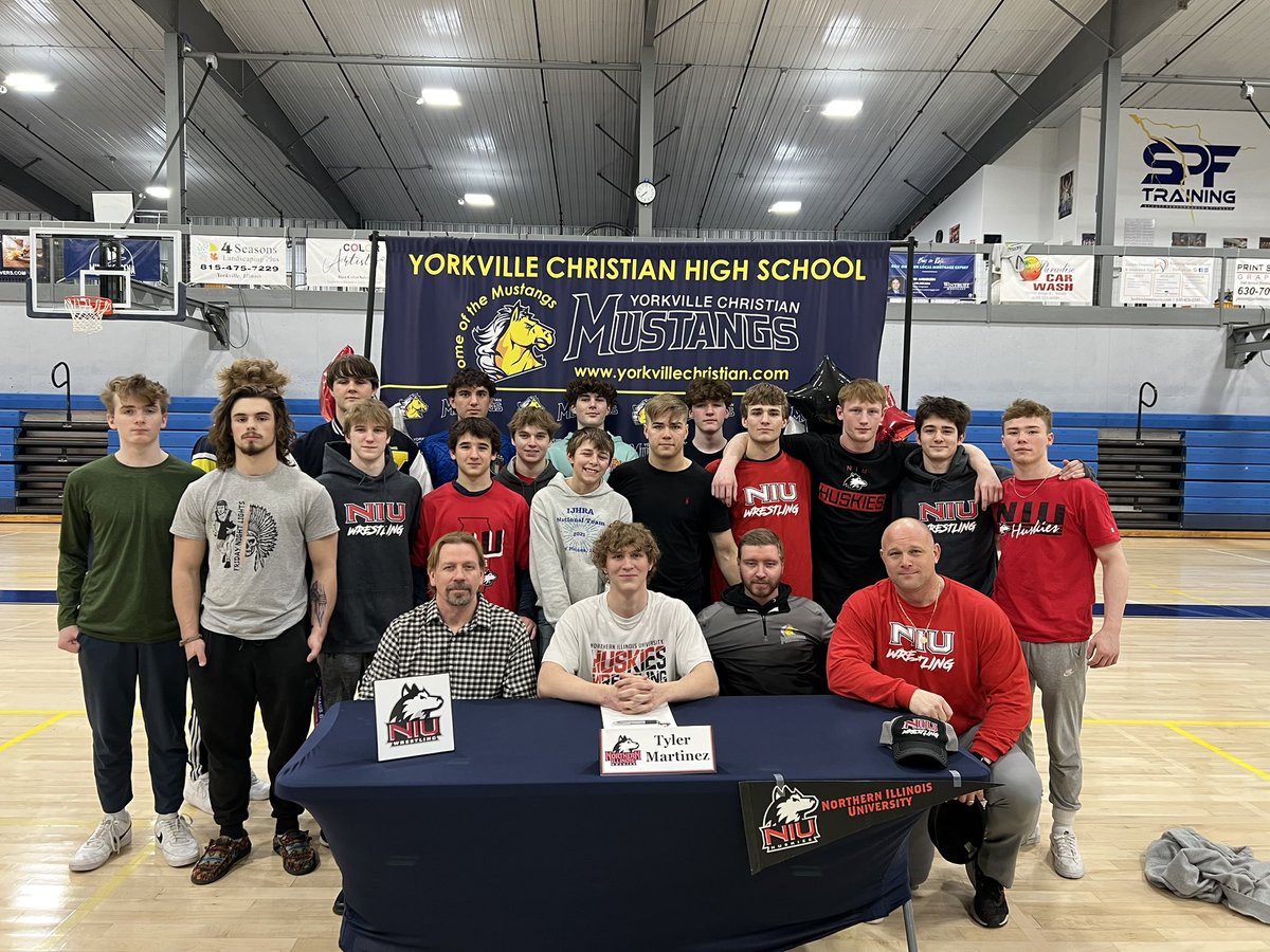 CoachSovern40's tweet photo. Congratulations to Tyler Martinez on his commitment to attend school and wrestle at NIU! @tyler33martinez @NIUWrestling #MustangsVSeverybody https://t.co/lMF69Ziugj