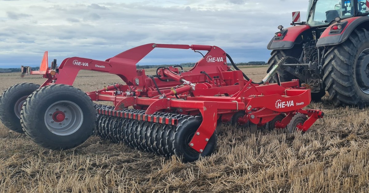 HEVA_uk's tweet photo. Would you like to demo our 6m trailed shearbolt Stealth LD subsoiler?
Enquire with your local HE-VA dealer, or click here: https://t.co/WOdbzL54zx
#lowdisturbance #soilhealth #soilconditioning https://t.co/N0zCKIOf4B