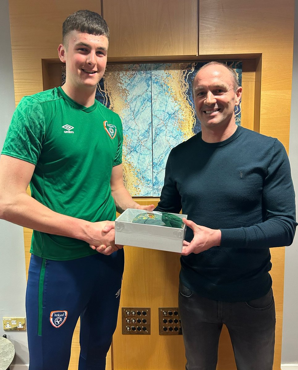 faischools's tweet photo. 💚🤍🧡 ©️🅰️🅿️ PRESENTATION

🎓  CLASS OF 2⃣0⃣2⃣3⃣

💫  CONGRATS to Ryan DELANEY
🏫  @rococork https://t.co/AvHgOQAZO8