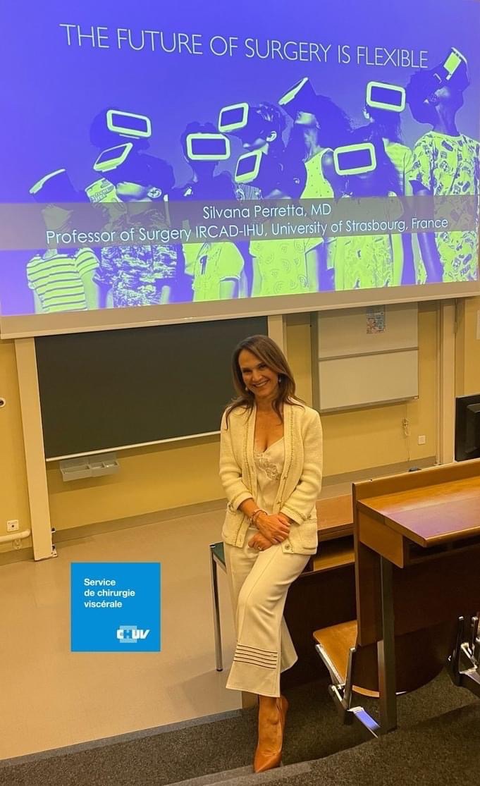 VisceralChuv's tweet photo. The future of surgery is flexible!

Thank you Professor Perretta for your inspiring and innovating presentation on endoscpic surgery ⭐

We look forward to seeing you all at our next "Grand Colloque"! 💪

@SilvanaPerretta 
@ProfDemartines  
@CHUVLausanne  #endoscopicsurgery https://t.co/YMBZJ1mZOG
