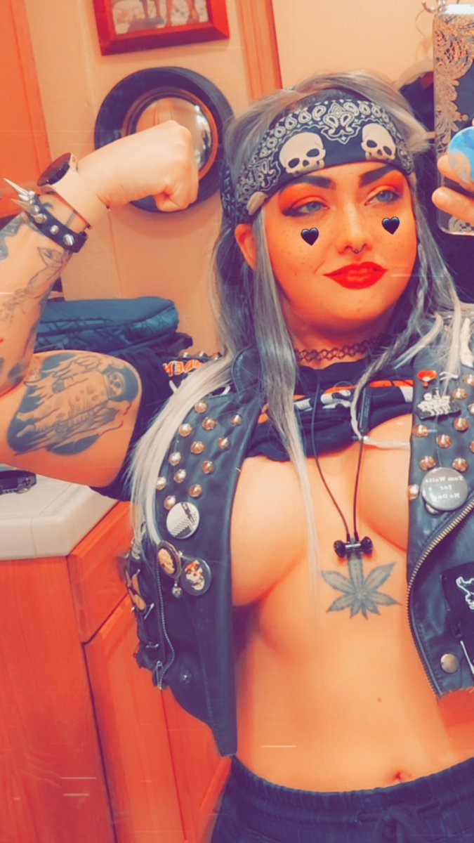 TheBLEUisSKY's tweet photo. #fitdom #worship #musclemommy #top #femdom #findom #goddess #findomgoddess #OBEYme #proDominatrix #tribute #bodyworship #curvy #stillFeminineWithMuscles #Thicc #thiccmommy
Back in the general #LAarea

Where are my #paypigs #cashcows #sissies #footboys #maggots losers  &amp; #schmos @ https://t.co/yoIu7NZNFs