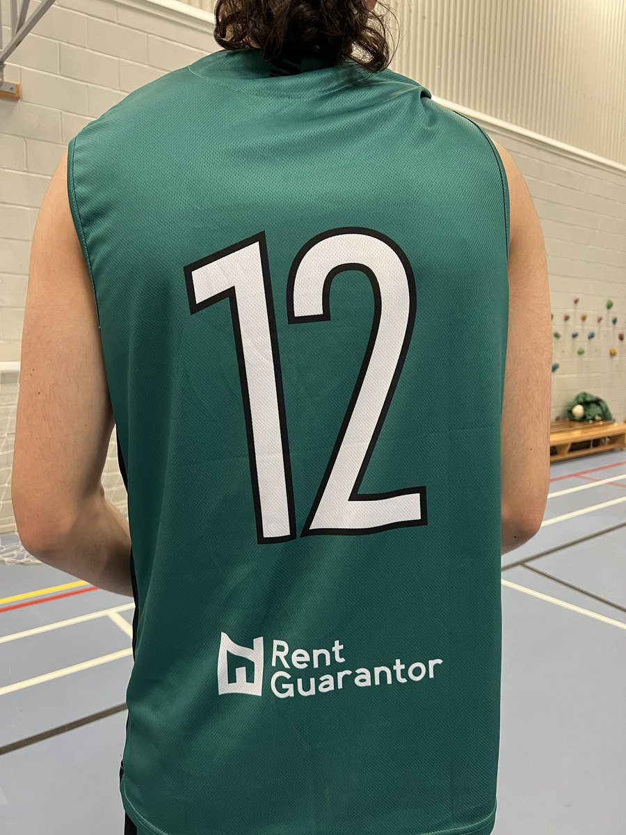eggarspe's tweet photo. Huge shout out to our sponsor @RentGuarantor for helping us provide a brand new kit for the basketball team. The boys loved it! This will benefit many Eggar’s ballers to come #greenarmy #Eggar’sBasketball https://t.co/QjkLTiLQKo