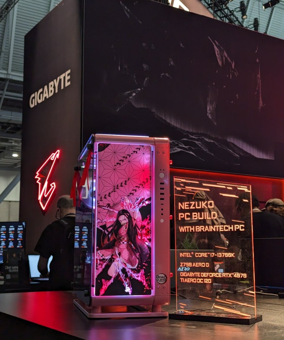 BraintechPC's tweet photo. Nezuko PC at @AorusOfficial booth 😍😍
#aorus #poweredbyaorus #Gigabyte #pcbuild #gamers #pcmasterrace #gamingpc #thermaltake #braintechpc #pcgaming #pcmr #custompc #gaming #pc #gamer #twitch #chassis #nezuko #nezukokamado #demonslayer https://t.co/fOAjNFXqyB