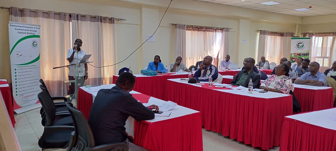 @Nakuru Regulatory Boot Camp,<a href="/AIN_Kenya/">Agricultural Industry Network</a> wish to thank <a href="/NakuruCountyGov/">Nakuru County Gov</a> <a href="/KEBS_ke/">KEBS KENYA</a> <a href="/KRACare/">KRA Care</a> #AgricultureAndFoodAuthority &amp; others who provided SMEs in agro-processing with insights on both standards &amp; regulations on #foodsafety. Supported by (GIZ) GmbH🇰🇪
#businesssoutsfordevelopment