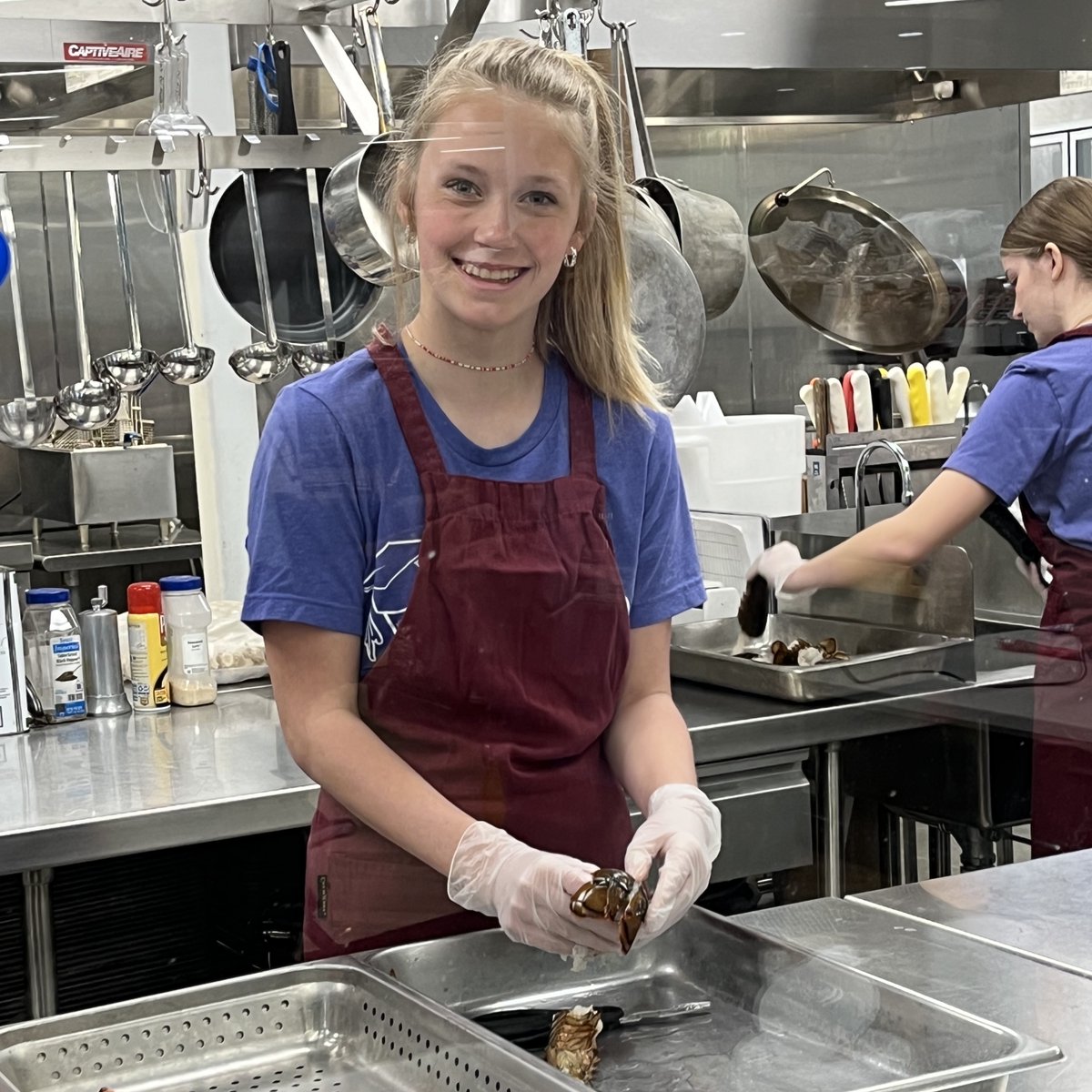 allsaintsba's tweet photo. Our 8th Graders participated in service projects at Catholic Charities this morning, followed by an afternoon retreat. #Catholicfaithcommunity https://t.co/yPPinP4vnR