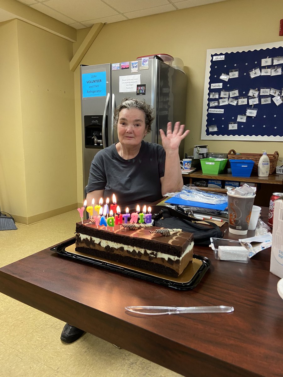 TheStablesFCPS's tweet photo. Happy Birthday to Mrs. Tee! She keeps our learning areas clean and safe! We all love her! https://t.co/MBtsEMNFmu