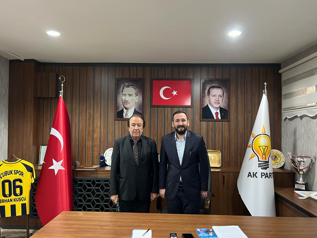 erhan_kuscu's tweet photo. AK Parti Ankara 2. Bölge Milletvekili Aday Adaylarımız İbrahim Uslu, Abdülkadir Karaoğlu, Fatma Aydemir, Yusuf Akgün’ü ilçe başkanlığımızda misafir ettik.

Ziyaretleri için teşekkür ediyor , başarılar diliyorum.

Hayırlı olsun. https://t.co/rt1eG5ASc0