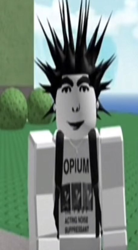 void_sugar's tweet photo. whoever catches the most of my ashes gets to eat them and summon Him https://t.co/pwUF5ARQJq