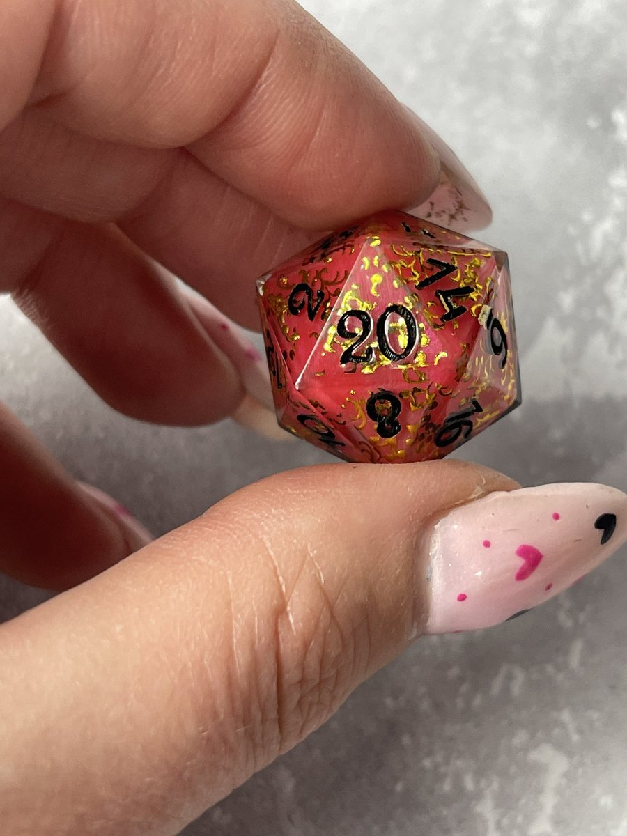 MageStudio's tweet photo. Royal Red 👑 this D20 is available in my shop https://t.co/MUItCyA8C9
#dice #d20 #resindice #magestudio #magestudiodice #handmadedice #dicemaker #dnd #dungeonsanddragons #rpg #tabletop #dnd5e #resin #resinart #diceart #kości #erpegi #dungeonmaster #dnddice #criticalrole https://t.co/OjSWT6iPt3
