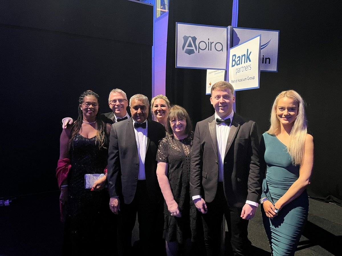 GeoffBroome's tweet photo. Very pleased to be here with colleagues from LNWH and IMMJ we are totes gonna win #HSJPartnershipAwards @ApiraLtd for the fab #medrecsonline project we did together ! https://t.co/qbr0CjJJjH
