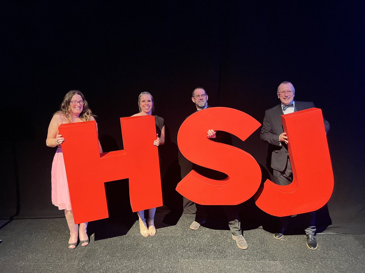 Representing the best clinical van 🚐 at the #HSJPartnershipAwards.. proud to be finalists with @MSDintheUK. Collaboration not competition is going to get us to #HepCElimination #HepCULater @SouthCoastMedi2 @Inclusion_NHS @mpftnhs