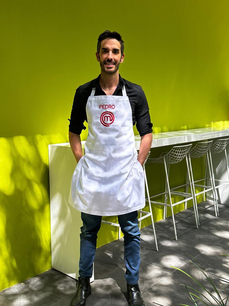 Ya es oficial, estaré en <a href="/MasterChefMx/">MᴀsᴛᴇʀCʜᴇғ Mᴇ́xɪᴄᴏ</a> Celebrity!! Estoy feliz de compartirles este nuevo proyecto que haré con todas la ganas e ilusión (y también sazón) gracias ❤️❤️❤️