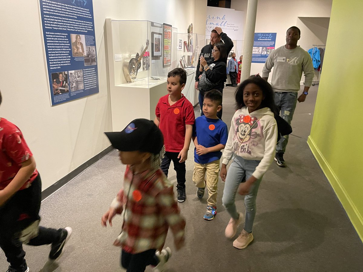 MsKGordon9's tweet photo. Safe to say Miss Gordon’s class had a blast at the @SCStateMuseum!! Almost couldn’t get my crew to leave 😂 @ForestLakeEagle @Bjackson_FLE @Davis_FLE https://t.co/OfLREJs48q