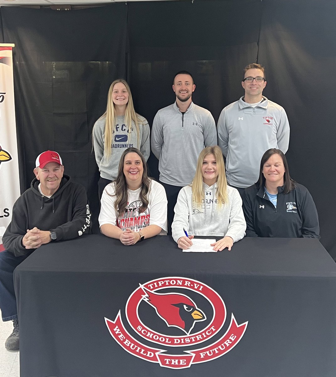Big congratulations to Briar Cox <a href="/briar24945658/">briar</a> on signing to continue her athletic (Basketball) and academic career at State Fair Community College! Proud of you B!!!!