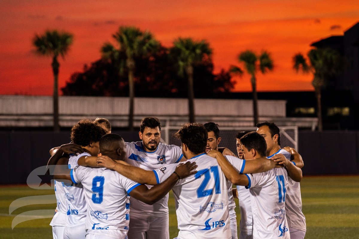 There is nothing like some citrus skies and the sunshine state! 🍊☀️

The 2023 <a href="/USSSA/">USSSA</a> National Cup photo album has been uploaded to our Facebook page! Head there to take a look! 👀

🔗 facebook.com/USSSASoccer

#PlayUSSSA #USSSASoccer #Soccer #sunset #Florida #USSSASpaceCoast