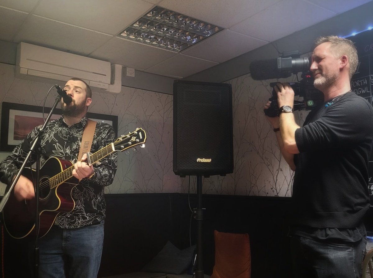 Colin T Jones 🎸🎤😎 tweet media