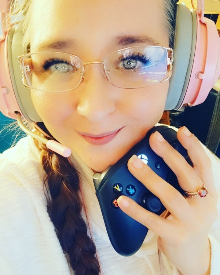 LadyLucian2's tweet photo. Live with Lady! LFG! Come through y'all!
https://t.co/BS24aYKhYa https://t.co/tI3q6NGVwU