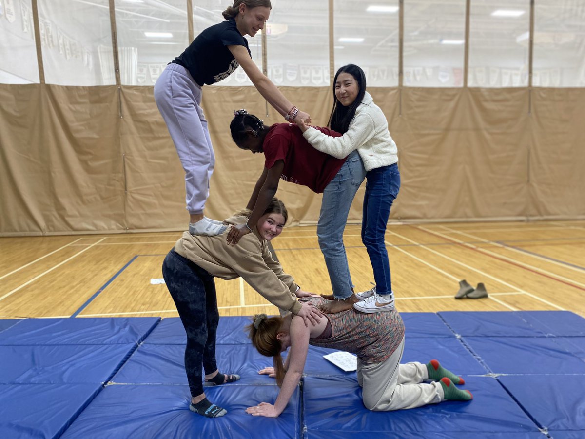 Mrs. Dulhanty tweet media