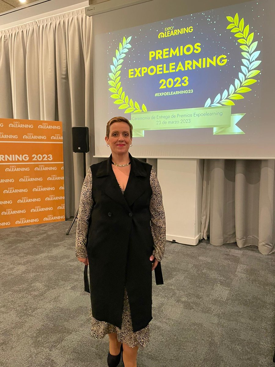 cristinagare's tweet photo. Encantada un año más en los Premios #EXPOELEARNING23 , los "Oscars del Elearning" que reconocen la labor e innovaciones de empresas, instituciones y profesionales del sector.  @Kenes_Group @aefol @JLozanoA @isfuar https://t.co/uxhl4SHqS3