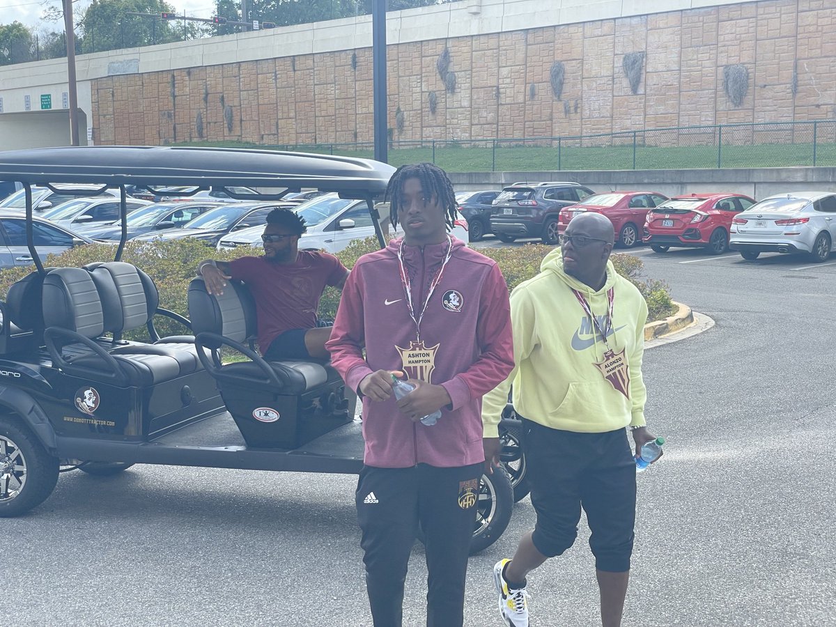 PatB5153's tweet photo. 2024 S prospect Ashton Hampton arriving at #FSU football practice on Thursday. He plays at #FloridaHigh. @Osceola_Rivals https://t.co/Voxo7vpi3A