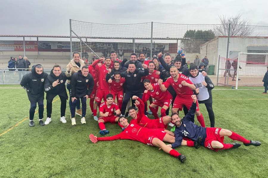 LOS SANTOS DE LA HUMOSA CF

El Comité de Apelación devuelve los tres puntos a Los Santos de la Humosa CF tras la sanción del partido ante el Alcobendas CF

Al equipo se le había dado por perdido su partido por alineación indebida...

<a href="/LosSantosCF2017/">Los Santos CF</a>

futmadrid.com/noticia/el-com…