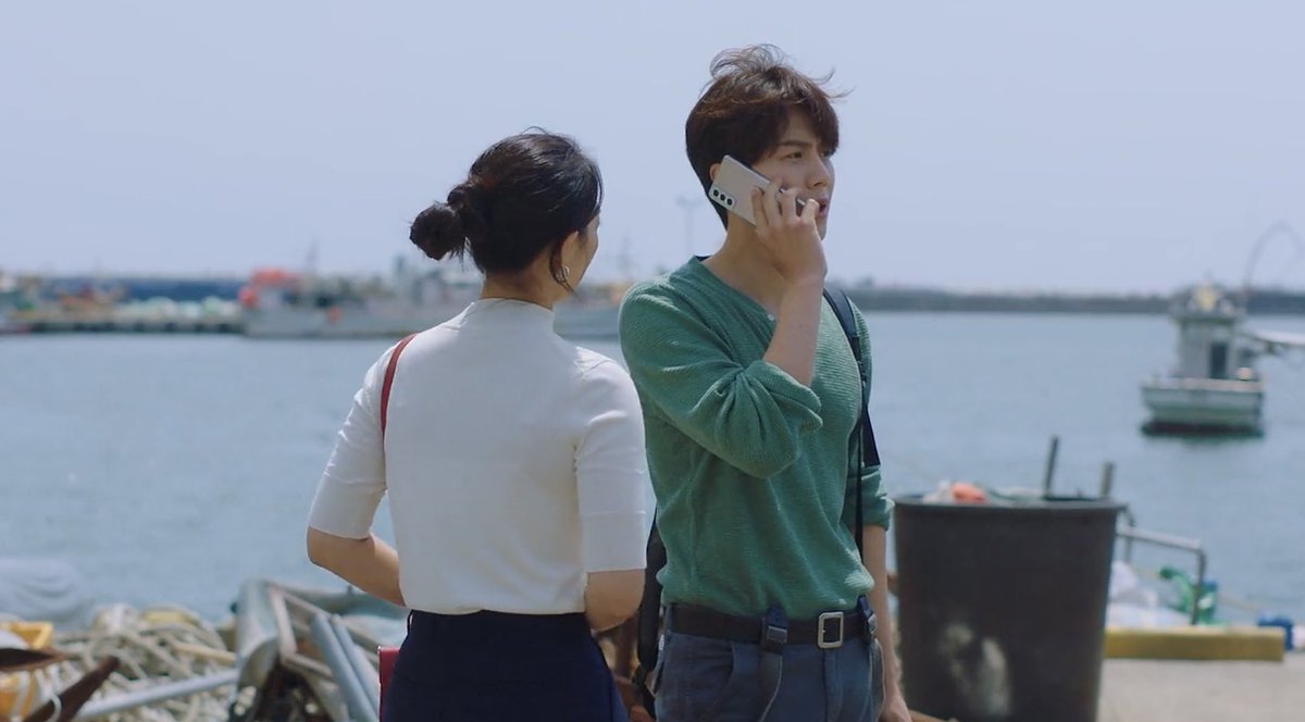seonhopage's tweet photo. March 24, 2021: The day Yoon Hye-Jin decided to move to Gongjin. 🥹
#HometownChaChaCha
#갯마을차차차 #김선호 #신민아 https://t.co/MKXRXNVHQs