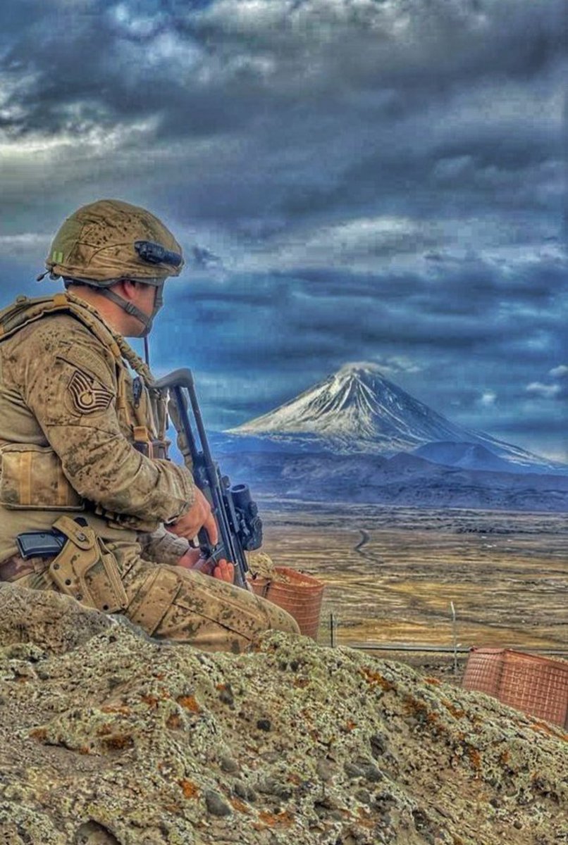 #AstsubaylarElele
Vatanıma yıllarca hizmet etmiş bir Astsubay olarak TAZMİNAT ANAMIZIN  ak sütü gibi HAK ve HELALDİR.
<a href="/RTErdogan/">Recep Tayyip Erdoğan</a>
<a href="/NureddinNebati/">Dr.Nureddin NEBATİ🇹🇷</a>
<a href="/suleymansoylu/">Süleyman Soylu</a>
<a href="/tcsavunma/">T.C. Millî Savunma Bakanlığı</a> <a href="/dbdevletbahceli/">Devlet Bahçeli</a>
<a href="/mustafaelitas/">Mustafa Elitaş</a>
<a href="/fuatoktay/">Fuat Oktay</a>
<a href="/AhmetAYDIN_02/">Ahmet AYDIN</a>
<a href="/HMBakanligi/">T.C. Hazine ve Maliye Bakanlığı</a>