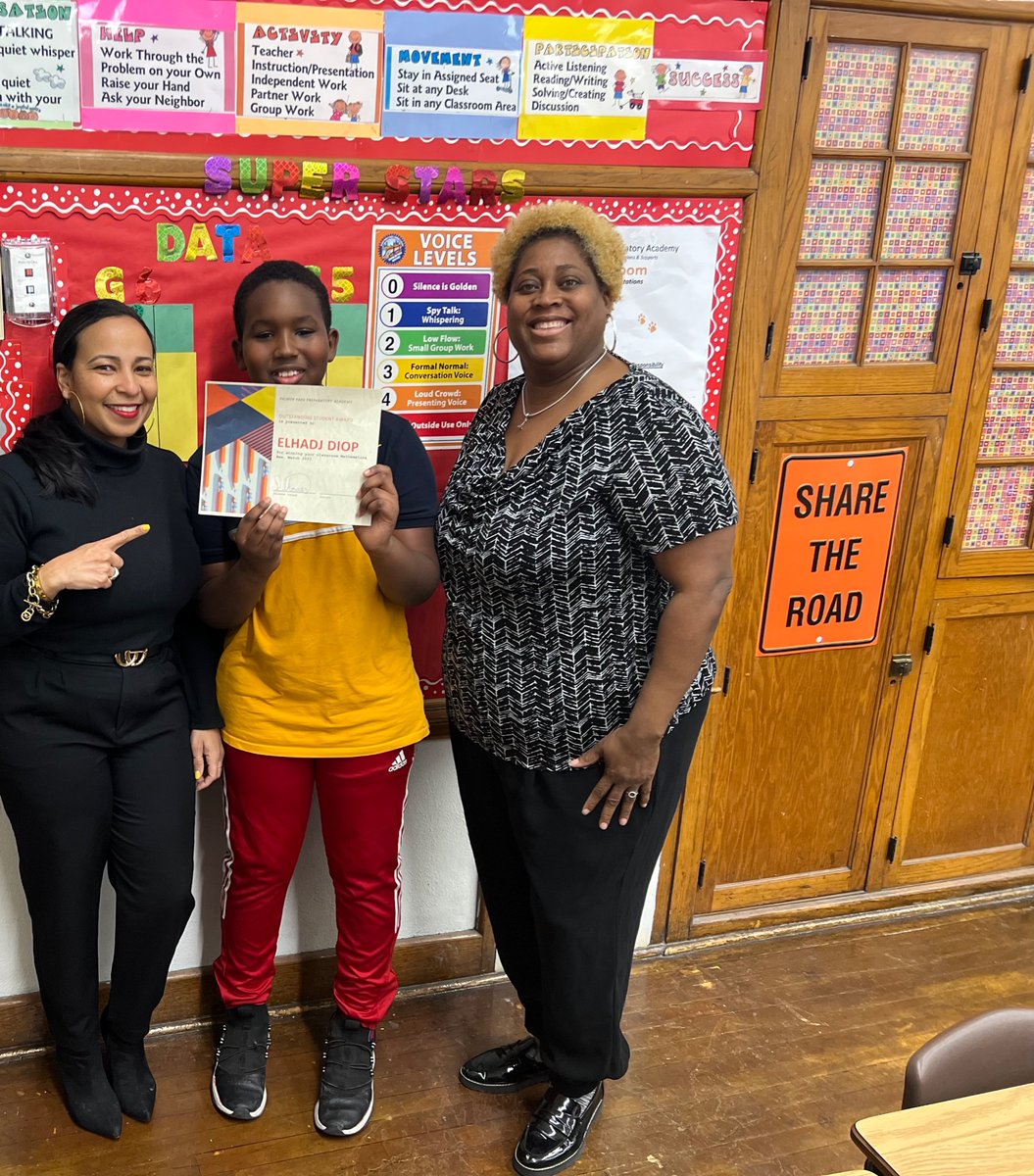 Congratulations to our Math 🐝 Winner, Elijah Diop - 5th grade student in Ms. L. Williams class &amp; shout out to MT Thomas for coordinating the event for students, staff &amp; parents. #P3APremiers ⭐️