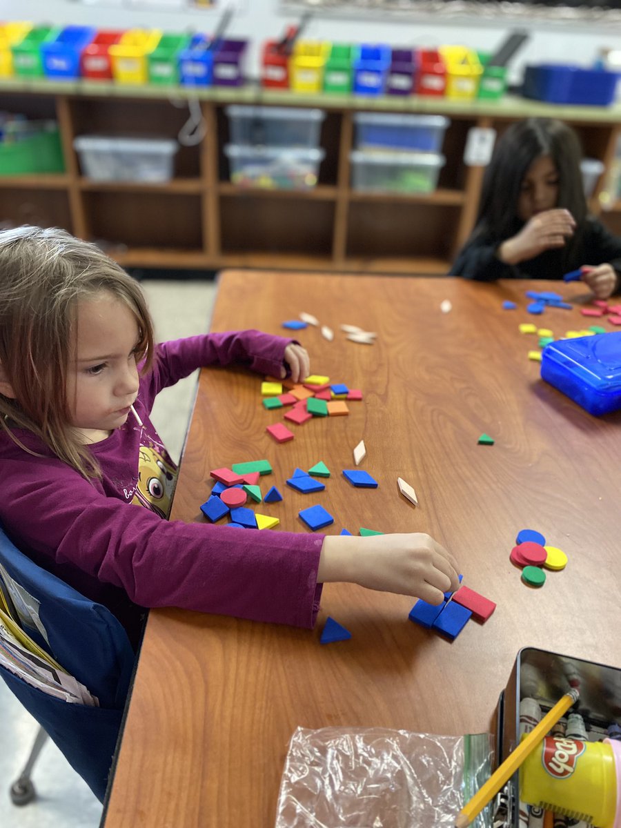 North_Tweets's tweet image. Kindergarten got to practice sorting and classifying shapes. Then, they got to take the shapes and create a new shape! #Proud2BNorthies #JCSchoolsChampions #WeAreElementary #buildingmathematicians