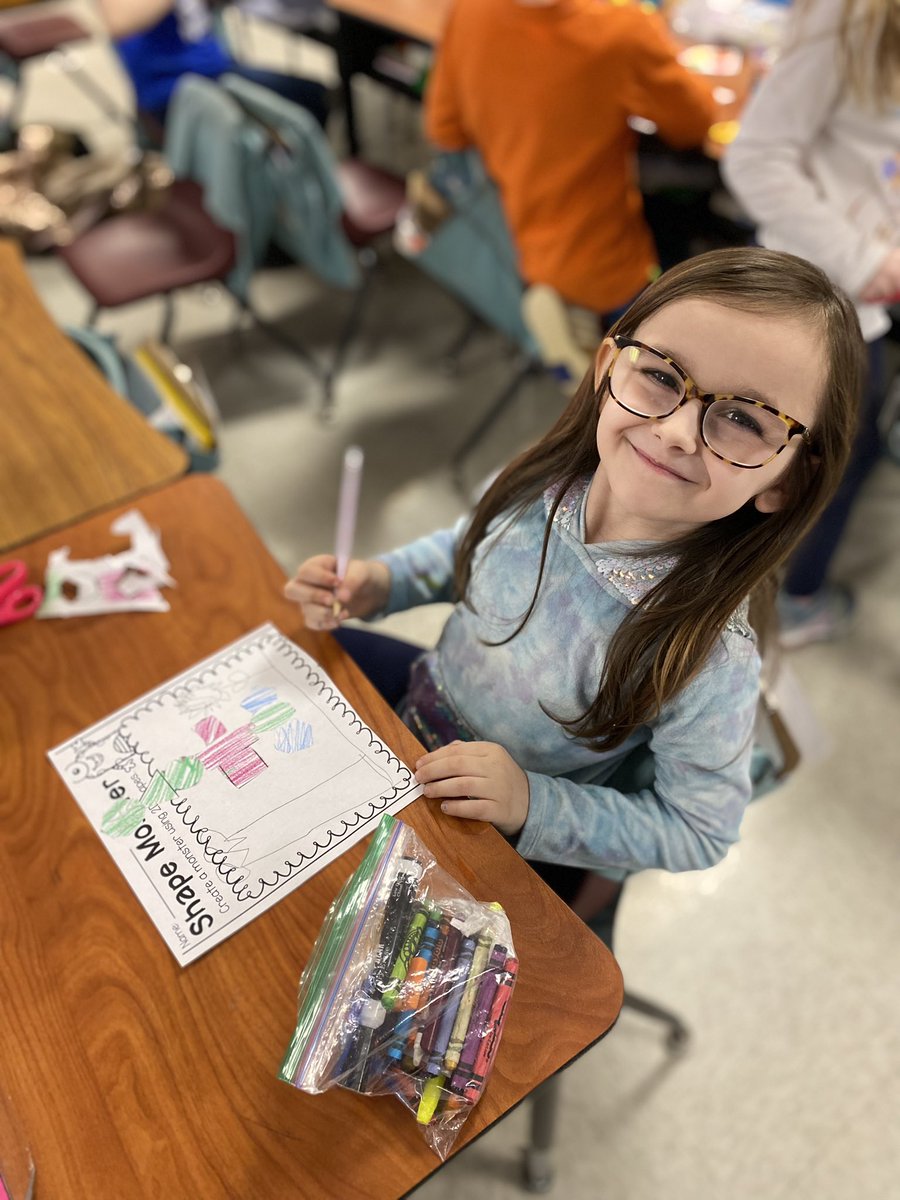 North_Tweets's tweet image. Kindergarten got to practice sorting and classifying shapes. Then, they got to take the shapes and create a new shape! #Proud2BNorthies #JCSchoolsChampions #WeAreElementary #buildingmathematicians