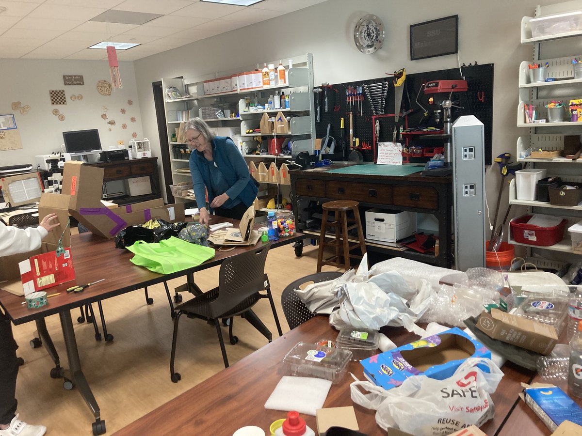CareerTechEdu's tweet photo. We're getting ready for this summer's Tinker Academy! Several teachers were trained at @SSU_1961 to lead some of the cool Tinker activities we have planned. This training helps us expand our Tinker capacity. 2023 Tinker Academy applications close 4/3: https://t.co/aE5h5tauVL https://t.co/8Pdhg00Gi4