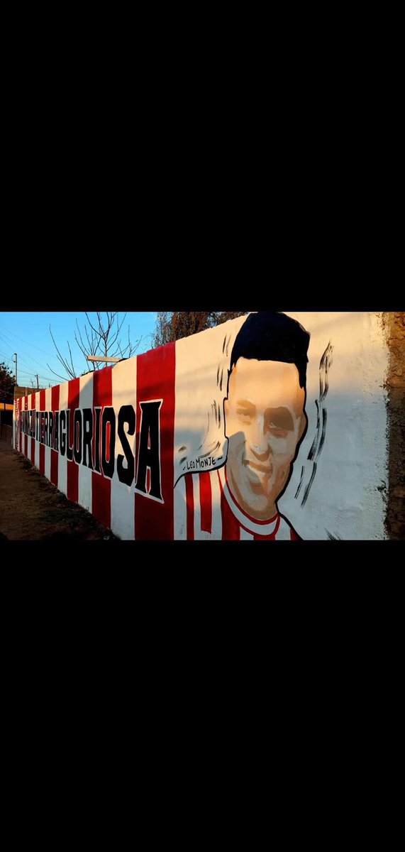 TIERRA GLORIOSA 🇦🇹

📍B° Guiñazú. 

Retrato de Leo Monje nacido y criado en la tierra gloriosa. 

#Mural85

Vida Al Barrio 🇦🇹