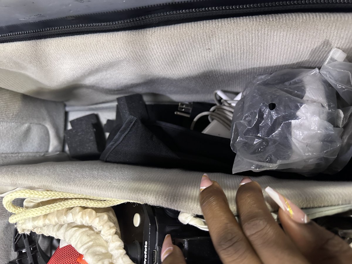 This is how I found my bag @flySAA_US @flysaa_care on arrival from lagos to Mauritius, just my strobe and accessories left. my entire canon RF lens collection worth over $10,000 stolen. I have to rent lenses to do the job I came for? Please reach out for next steps. Thank you.