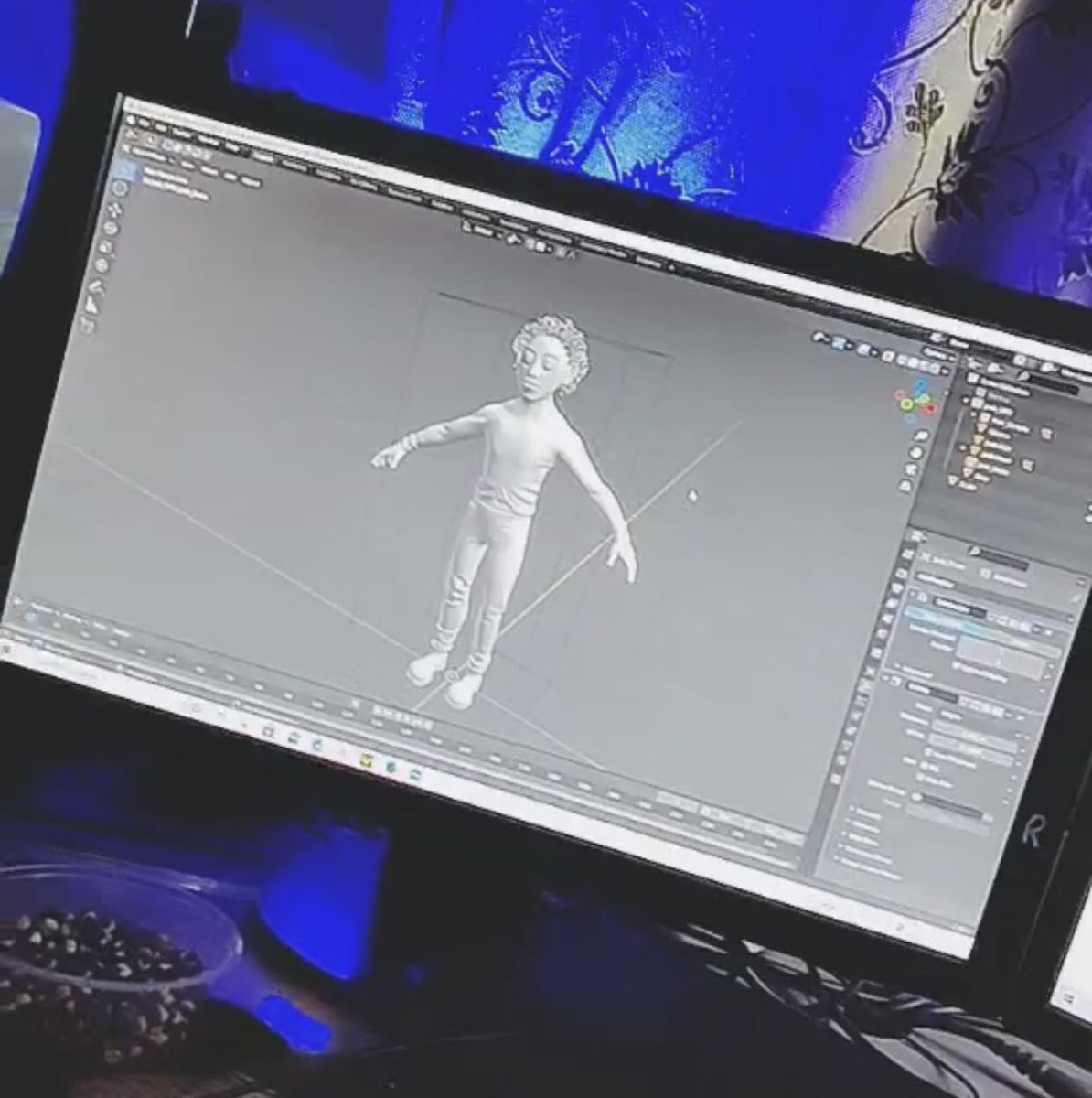 OpenAlison's tweet image. Working new projects 🥰😍