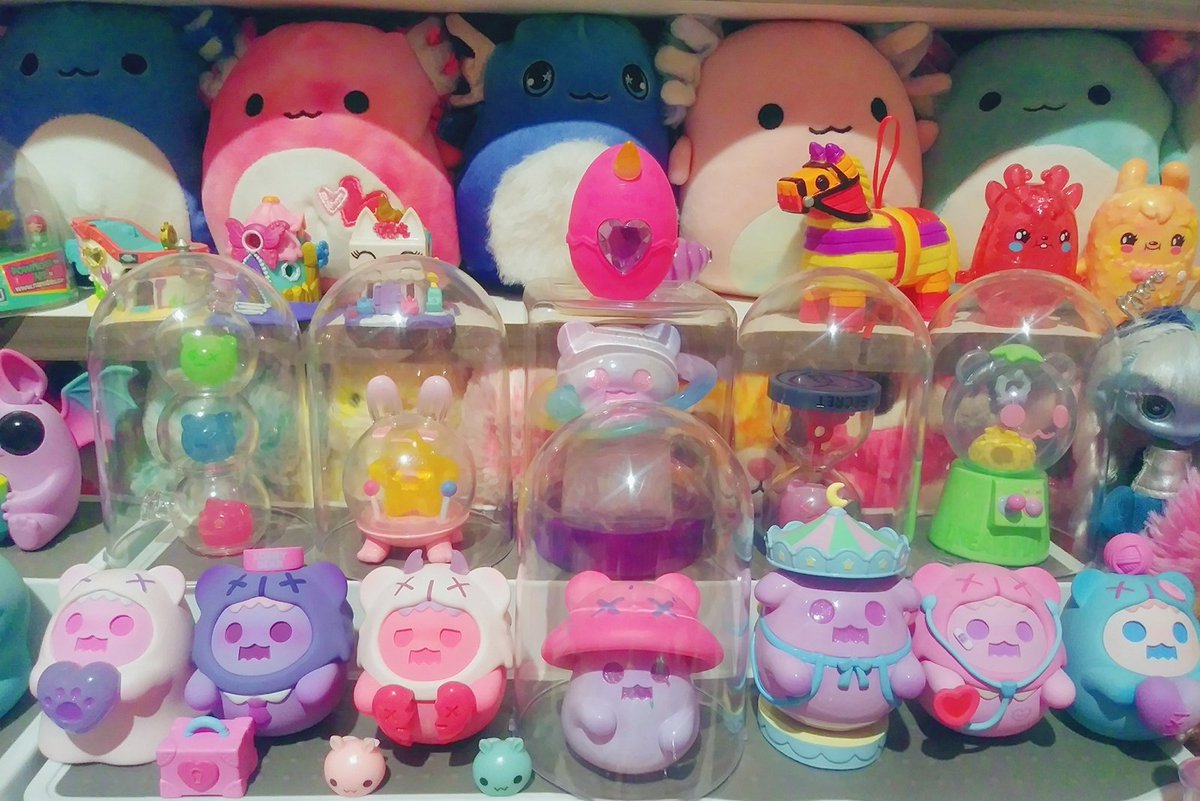 Miichel701's tweet photo. #shinwoo #ghostbear #ghostbears #figures #mushroom #toys #collectibles #toy #collector #kidcore #kidwave #toycore #toywave #aesthetic #findingunicorn #figure #teddybear #bear #kawaii #mini #miniatures #blindbox #maximalism #maximalist #plushies #collection #plush #lifestyle https://t.co/JAwiJQUxJy