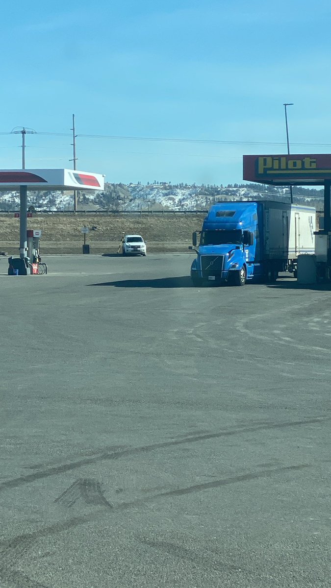 Brian1890violin's tweet image. Day 81/100 #100daysofpractice @ShanaHipharpy @kelseyhuse30 @RhyminTyman @JKnussen Finally done work for the day in Billings, Montana. Having a bit of another metronome practice today, really must keep this up to keep my timing up.🎼🎶🎻