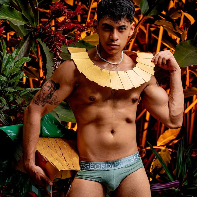 🐉Cosplay #namor https://t.co/EDpdzsmOWh<a href="/tag/namor"class="tags">#namor</a>