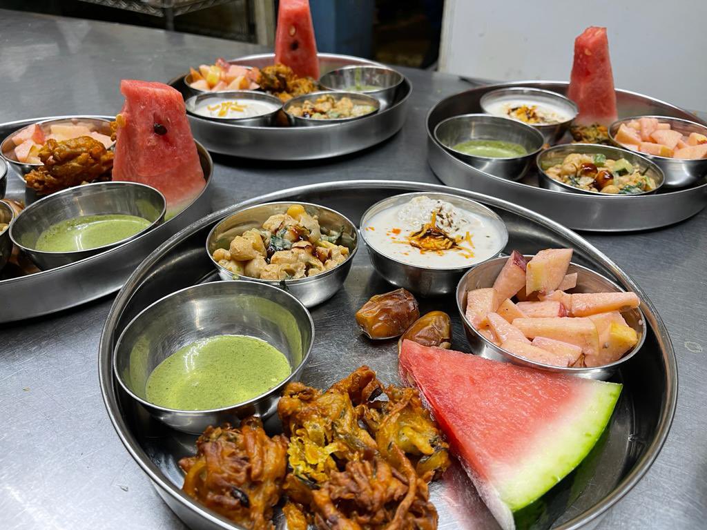 Mehmansaraye's tweet photo. Friday 2nd Ramzan Special menu 24March 2023😋#DeerBiryani #Mutton_Rogni #Mutton_Nihari #Aloo_Gosht #Anda_Kofta #Biryani_Chicken #Chicken_Karai #special_Iftar_Set パキスタン家庭料理🇵🇰千葉県野田市東金野井1070-2 ☎️04-7115-3497 #Barfi_Fresh # #نمک_پارے Rainbow 🌈 coconut lado https://t.co/q20D51Du48