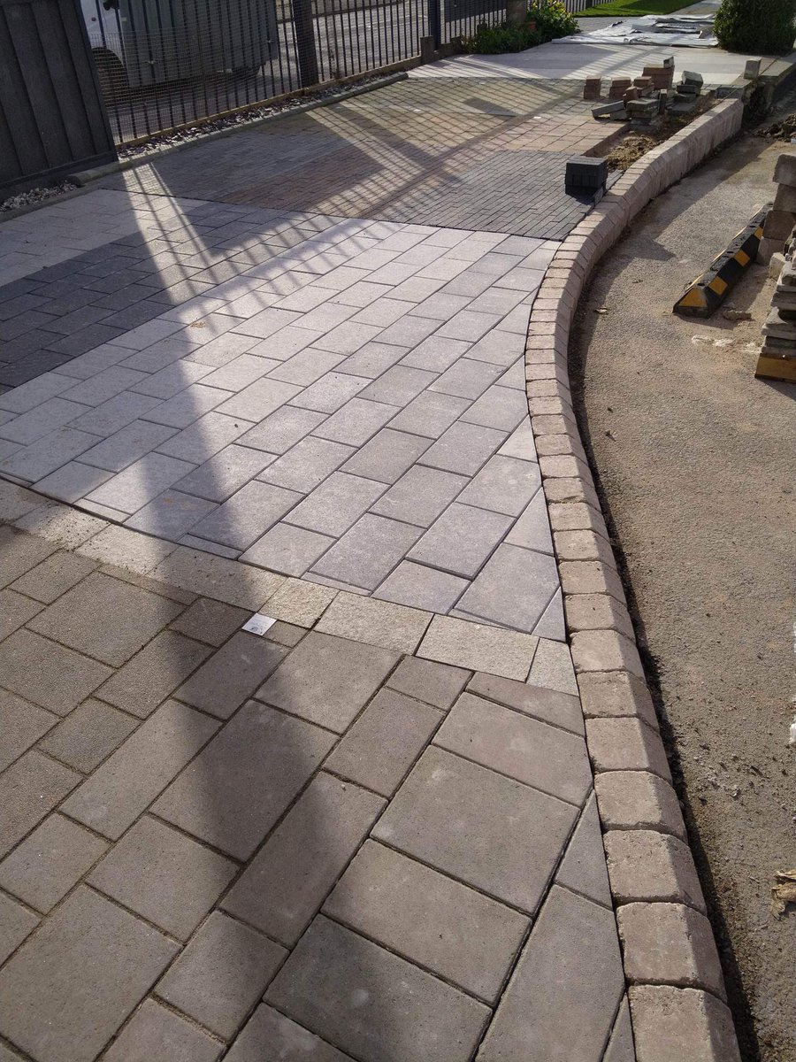 We are working for a building merchant doing some updates with new marshals paving @MarshallsGroup