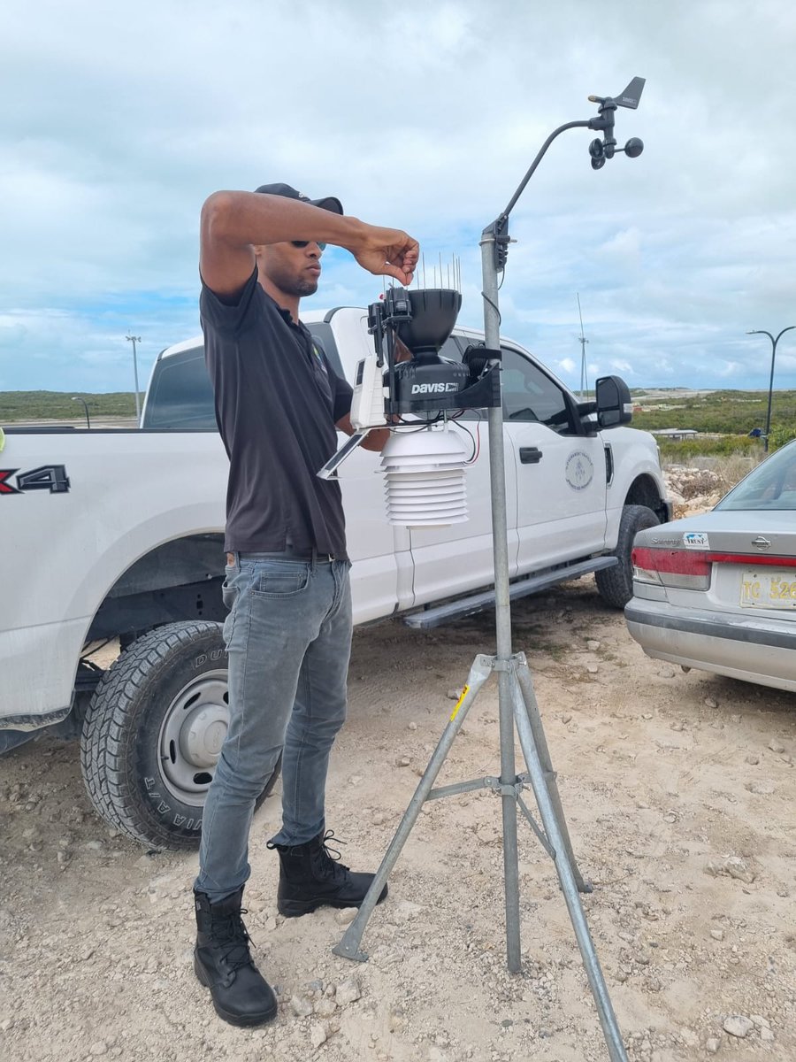 DDMETCI's tweet photo. DDME installed one of their weather stations at the Providenciales International Airport to aid the Meteorological Department's operation.
Sincere gratitude is extended to Digicel for their assistance during the installation process. #DDME #TCIAAMET #WorldMeteorologicalDay https://t.co/5NHyjVFz43