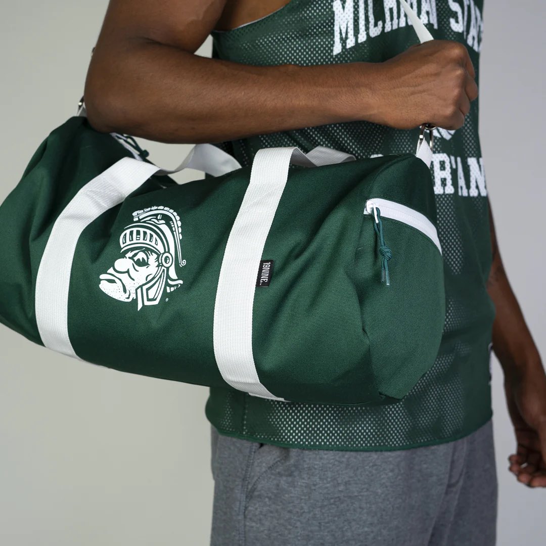 🚨SWEET 16 CONTEST🚨

Win this glorious Gruff Sparty gym bag from our friends <a href="/19nine_threads/">19nine</a>.

TO ENTER:

1. Retweet
2. Who scores the first point(s) for MSU tonight?
3. Who will lead MSU in scoring?
4. Will MSU shoot above 38% from 3? (Yes or No)

Tiebreaker:

MSU total points