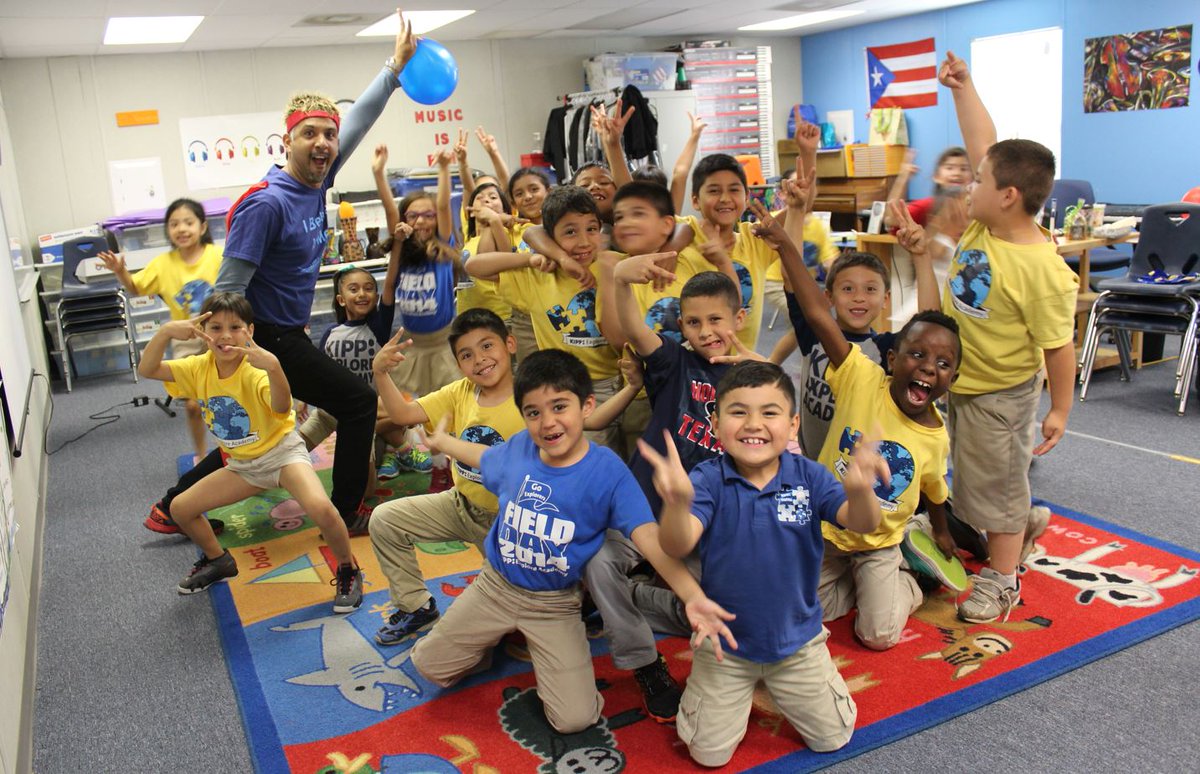 LISCEducation's tweet photo. #TBT to 2015 when @LISC_HQ partnered with the Bill & Melinda Gates Foundation and @KIPPTXHouston to improve charter school access to the tax exempt bond market and expand charter schools in Houston. #charterschools #facilityfinancing #K12 https://t.co/hREFgACu98