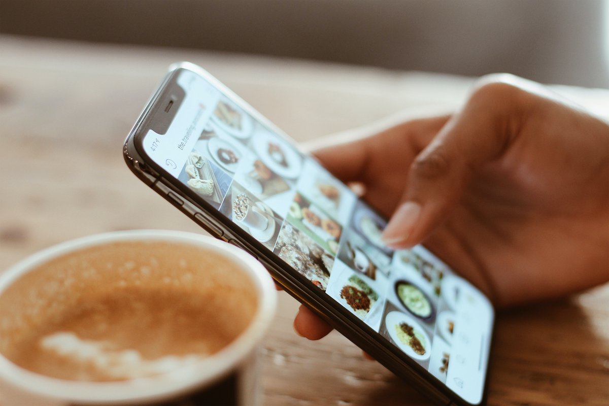 cxocommunity's tweet photo. 6 consejos para evitar ser víctima del doxing en redes sociales https://t.co/O8iVWPchdx #blog2 #ciberataque #ciberseguridad #Noventiq #redessociales https://t.co/c242FWFAw4