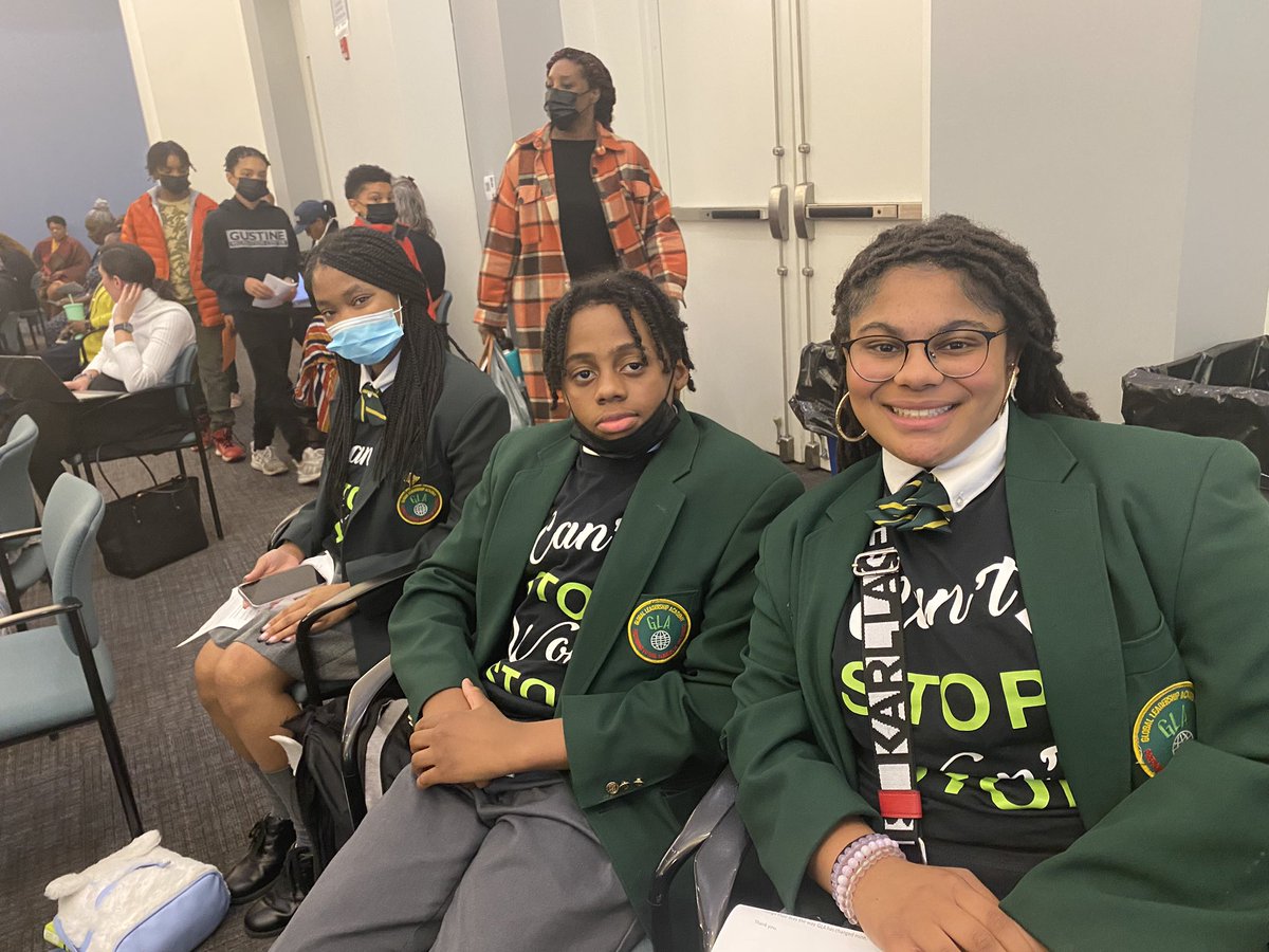 Demi, Leah, and Ziyun from GLA waiting to testify. We need our school to continue 9-12th grade. Approve GLA High School #fairness4charters #GLA #pce