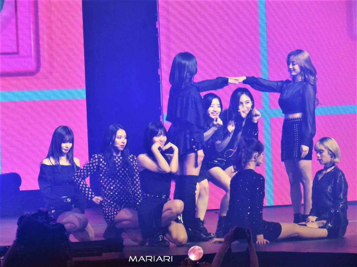 thisisforwtour's tweet photo. 5 years ago, TWICE visited Chile for the first time for Music Bank 2018.

Are we seeing them again stepping on Chilean soil? 🇨🇱 https://t.co/mzTdIxBajY